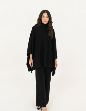 Hassal Autumn Winter 23 - Lily Knitted Cape Black Separates