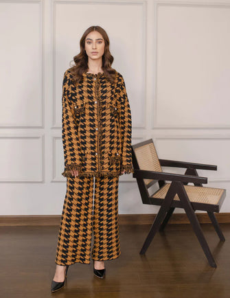 Hassal Autumn Winter 22 - Maria Tweed Houndstooth Suit